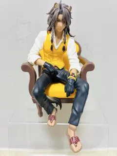 ツイステ　プレミアムグレイスシチュエーションフィギュア　レオナ•キングスカラー