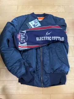 Item thumbnail for item c6837c30-5a7b-4737-bdfc-8c796d3fc102