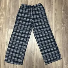 チェックパンツ