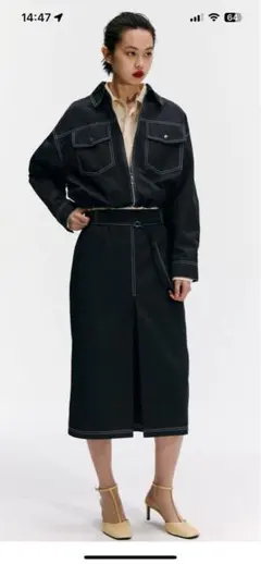 コントラストステッチ入りミディ丈スカート