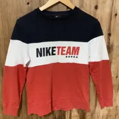 【 3038番】NIKE トレーナー　150cm ブラック&ホワイト&レッド