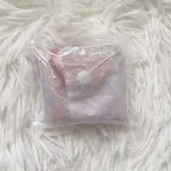 サンリオキャラクターズ み～つけた ミニスクエアケースキーホルダー キティちゃん