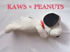 KAWS × PEANUTS UT SNOOPY スヌーピー M ぬいぐるみ