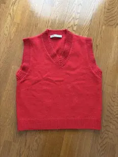 ZARA レッド Vネック ニットベスト