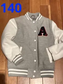 お値下げしました　冬物子供服　おしゃれなスタジャン　アウター　ジャンパー　コート