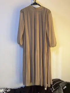 ミラオーウェンプリーツ ロングワンピース