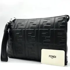 ✨美品✨ FENDIフェンディ レザーメッセンジャーバッグ FFモチーフ 