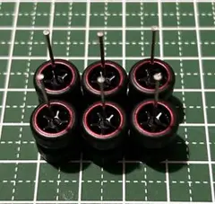 カスタムホイール　タイヤ　パーツ　1/64 深リム　5本スポーク　赤リム　3台