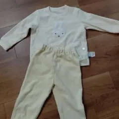 ユニクロ　ミッフィー フリースパジャマ（長袖）