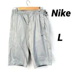 Nike✨ライトグレー ハーフパンツ