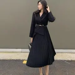ニットロングワンピース 黒とベージュ スカーフ付き - メルカリ