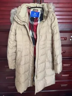 BLUE LABEL CRESTBRIDGE ダウンジャケット ベージュ 40のサムネイル