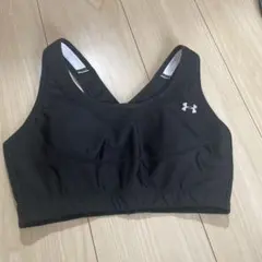 under armour スポーツブラ ブラック