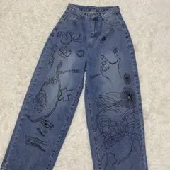 【美品】GORGE ハイウエスト ワイドデニム 落書きデザインのサムネイル
