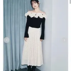 Lily Brownフリルカラーニットコンビワンピース