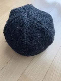 【値下げ】黒と花柄のリバーシブルベレー帽