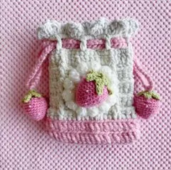 巾着♡イチゴ♡ ポーチ♡編み物♡ハンドメイド♡