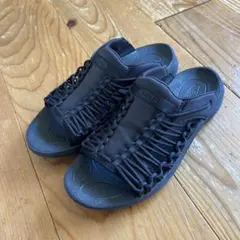 サンダル UNEEK SNK SLIDE ユニークスニークスライド