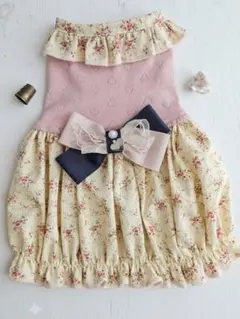 ハンドメイド 犬服 ⚛ピンク系⚛小花柄バルーンワンピース⚛オリジナルリボン付きのサムネイル
