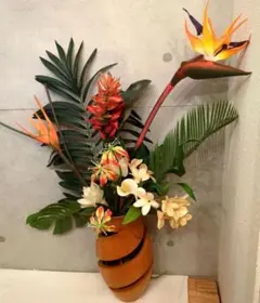 【セット販売】木製ベースとリアルな造花アレンジメント（ストレリチア等）