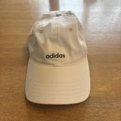 adidas アディダス　キャップ　女の子