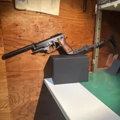 【レトロエアガン】MGC製 M93R エアーピストル 本体＋マガジン付き 現状品 レトロエアガン】MGC製 M93R エアーピストル 本体＋マガジン付き