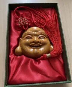 希少台湾紅檜　(タイワンベニヒノキ) 布袋様　金運アップのサムネイル