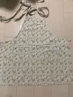 MAMAIKUKO エプロン 花柄 ローズのサムネイル