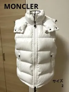 MONCLER ホワイトダウンベスト フード付き