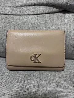 N*o様 Calvin Klein 三つ折り財布 ベージュ