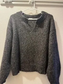 ユニクロ グレー Vネック ニット セーター