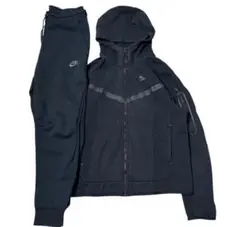 ナイキ　テックフリース　パーカー　ジョガーパンツ　上下セットアップ　黒