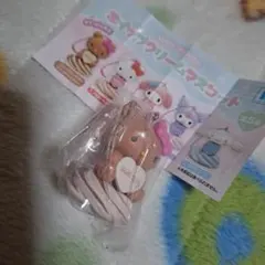 ハローキティ ホイップクリームマスコット