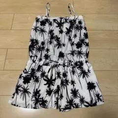 ヤシ柄　パーム柄　オールインワンサロペット　短パン　ノースリーブ