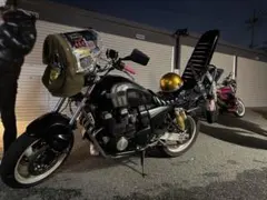 Yamaha XJR 400Rカスタムバイクのサムネイル