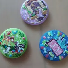 値下　ディズニー 刺繍缶バッジ 3個セット　モンスターズインク　ラプンツェル