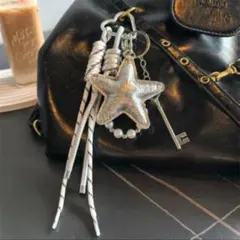 新品　星型キーホルダー パステルカラー ストラップ付き