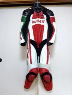 2026年最新】Ducati バイク 革ツナギの人気アイテム - メルカリ