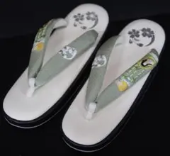 未使用　新古品　かぐや姫　刺繍　22.5cm　お草履　カジュアル　d663