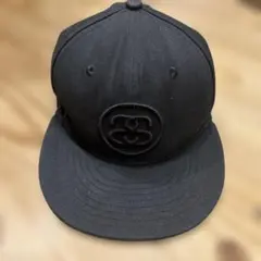 New Era ストゥーシーブラック スナップバックキャップ