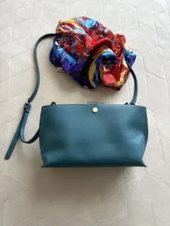 レガートラルゴかるいかばん ショルダー（バックのみ）ターコイズ　美品