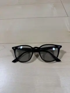 Ray-Ban RB 4258-F サングラス