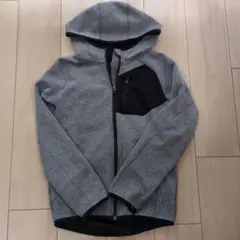 プーマ　puma　 フード付き　パーカー　150