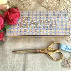 Item thumbnail for item 40da07aa-7f21-451e-99b0-d7af549f4b17