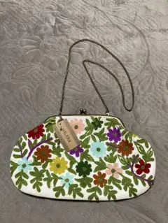 Item thumbnail for item e79c3ed9-f136-49ca-8d21-b3689562b3fd