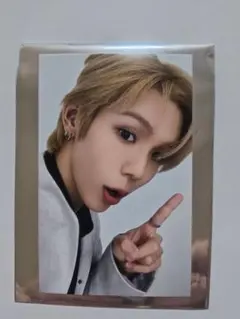 Item thumbnail for item 4582b1ac-e228-4c68-841c-407c02b1410a