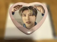 straykids 缶バッジ ハン　展示会　ハート