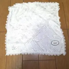 TOCCA ハンカチ 花柄 刺繍 レース ホワイトのサムネイル