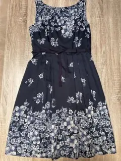 極美品 ローラアシュレイ 花柄ワンピース フレアAライン 11号 ネイビー