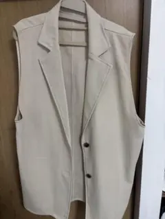 ノースリーブベスト